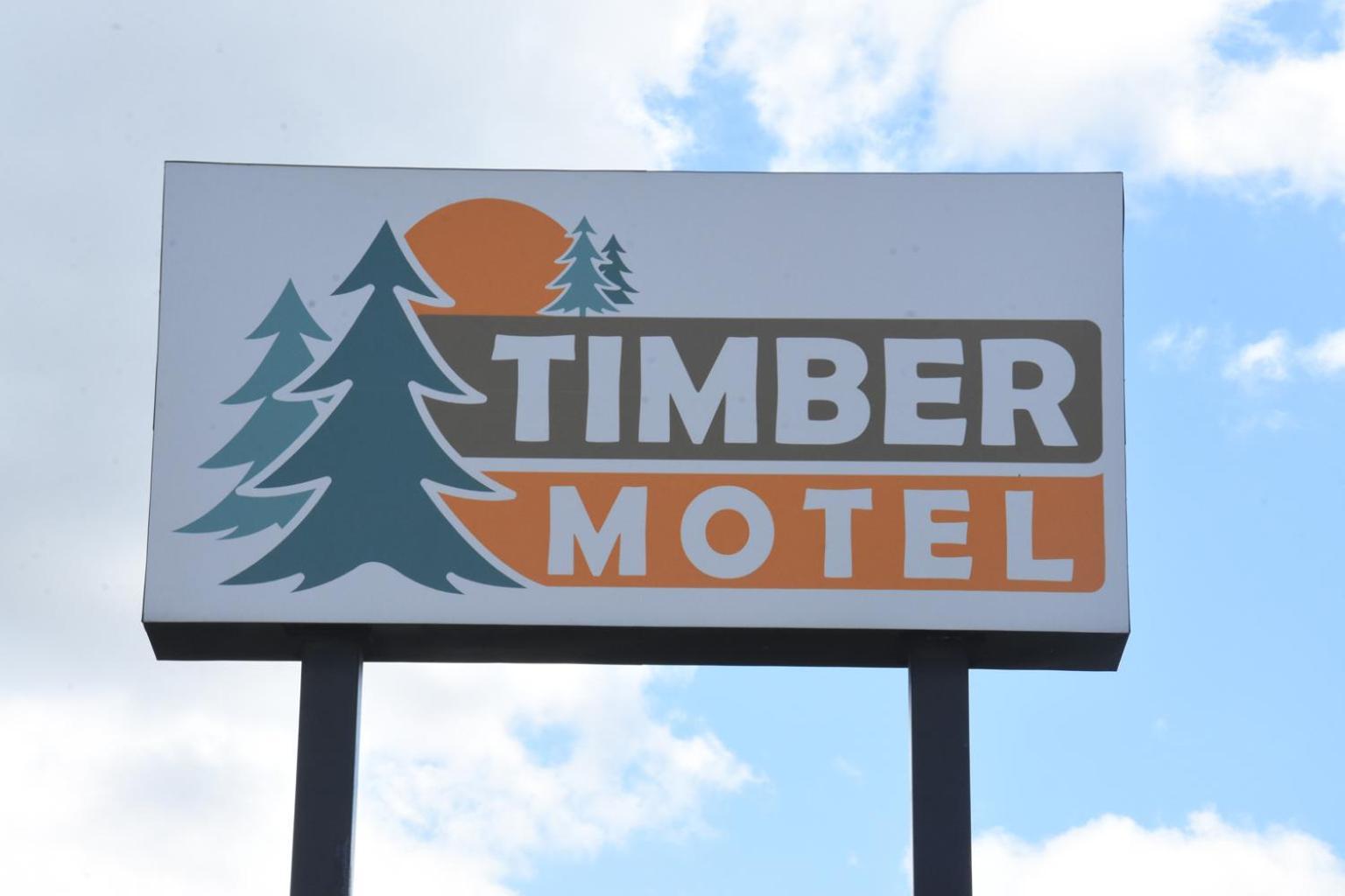 Timber Motel Clinton Bagian luar foto